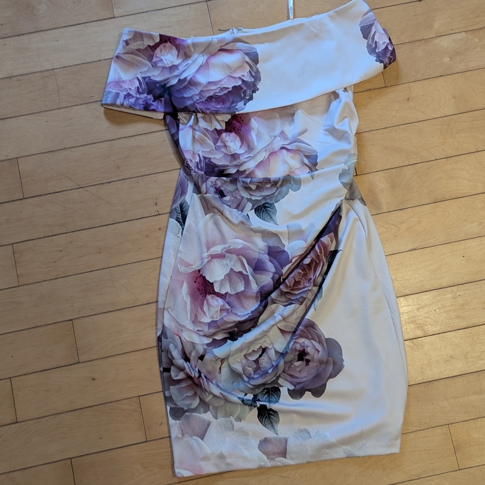 Floral Pink Knit Crepe Off-Shoulder Dress By Le Château - Picture 2 of 8